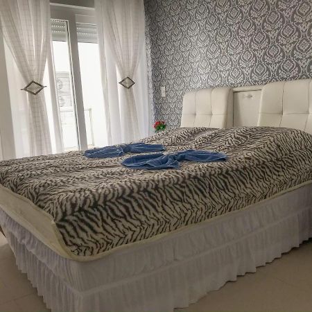 Apartamento Maravilhoso em Florianópolis na Praia dos Ingleses com piscina Florianopolis Exterior foto