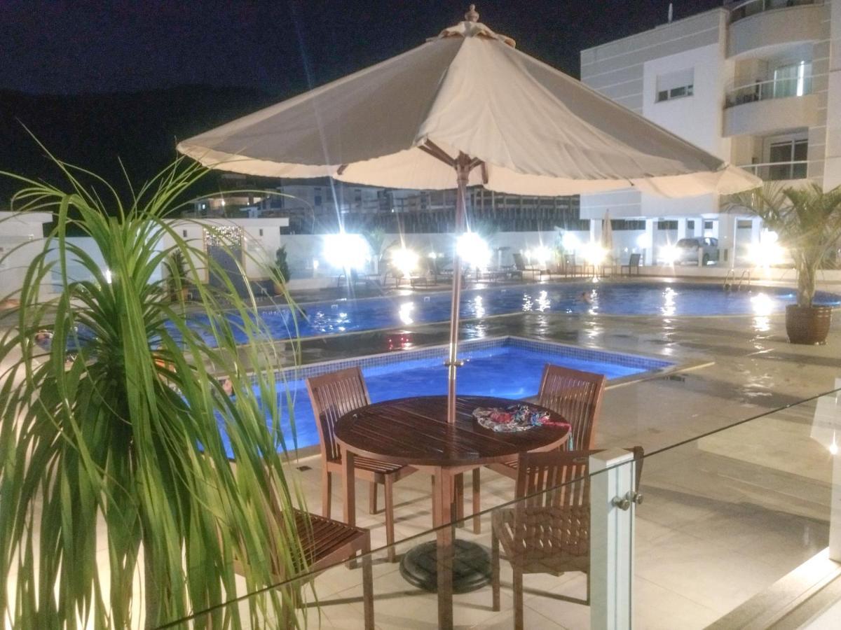 Apartamento Maravilhoso em Florianópolis na Praia dos Ingleses com piscina Florianopolis Exterior foto